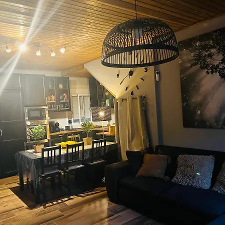 Dakota House Freya Apartment